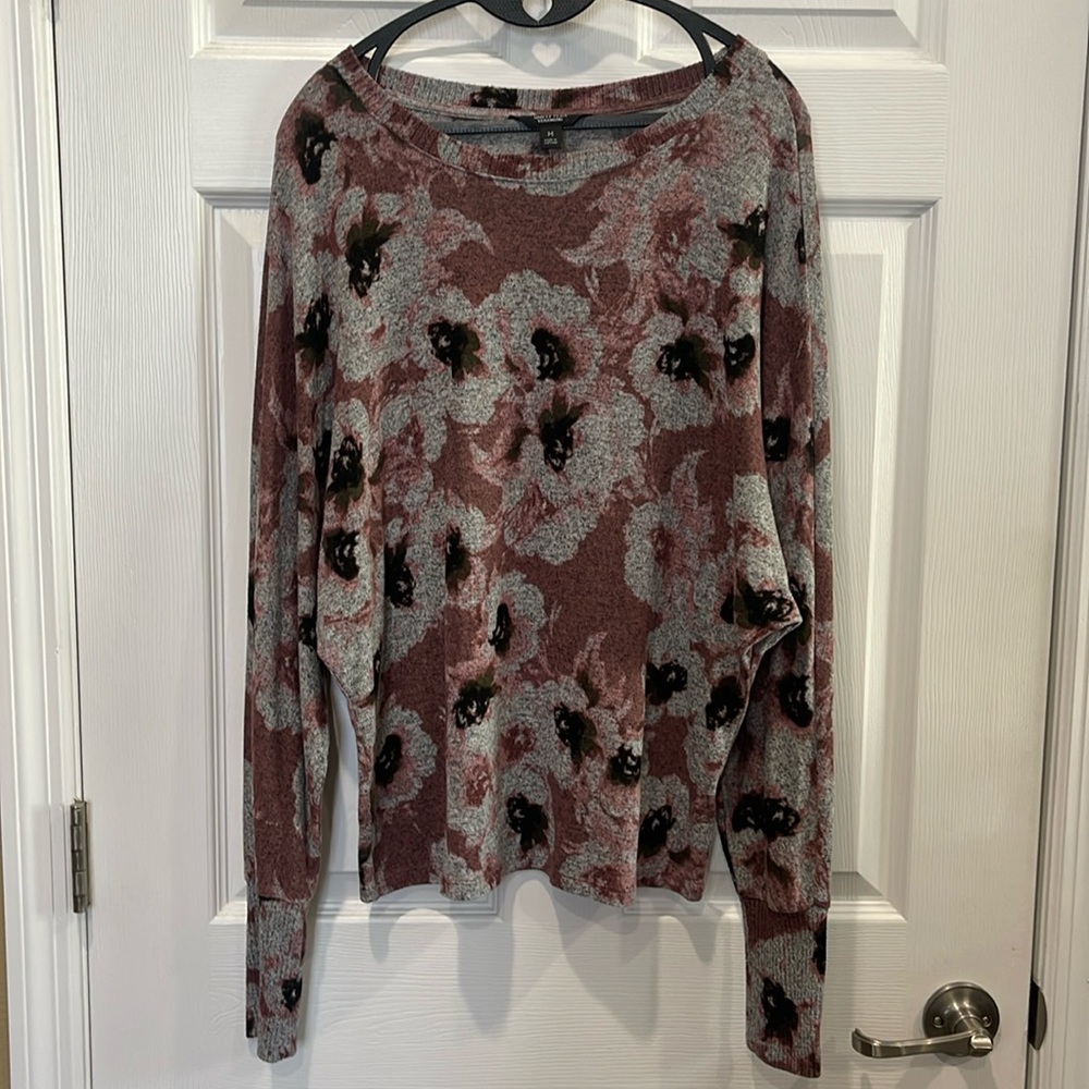 Simply Vera Wang oversized top